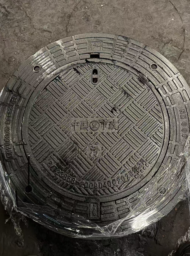 习水球墨铸铁防沉降井盖展示
